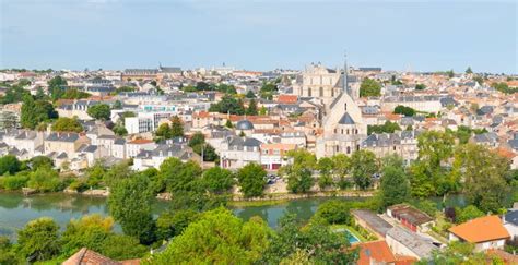 Poitiers → Avignon by Train 